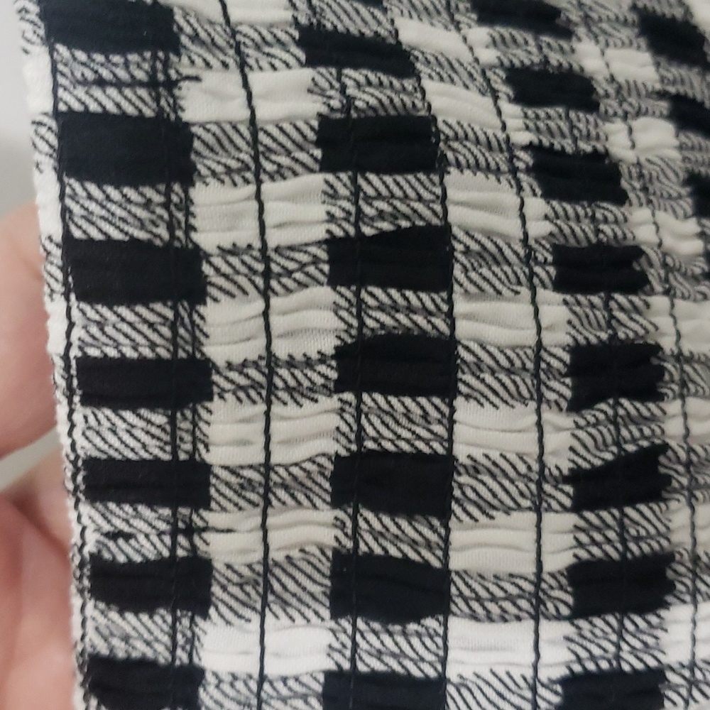 Hot Topic Black and White Buffalo Check Size S - Picture 6 of 7